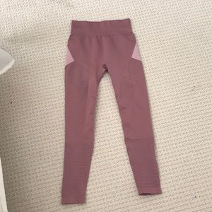 💕MAKE AN OFFER💕 Demi Lovato Fabletics leggings